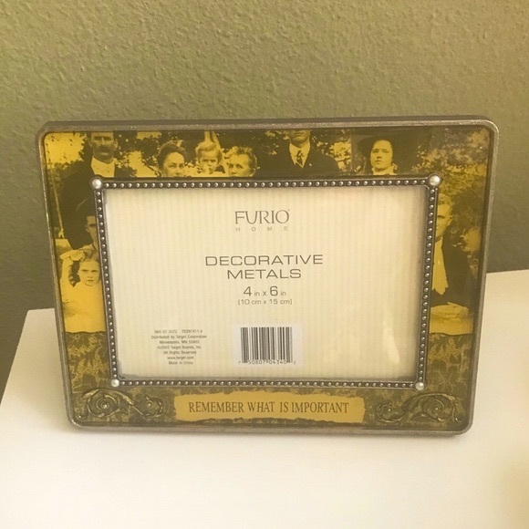 Furio Home Vintage Antique Picture Frame NWT - Picture 1 of 7